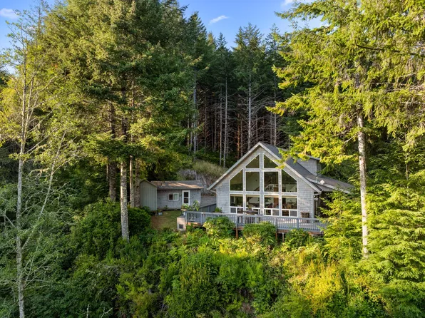 1239 N Tenmile Lk, Lakeside, OR 97449