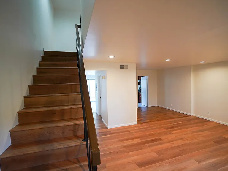 2396 Shoreside Ct — Photo 7