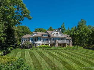13 Phillips Cove Rd, Cape Neddick, ME 03902