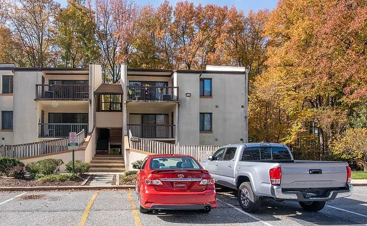 10114 Campus Way S — Photo 1