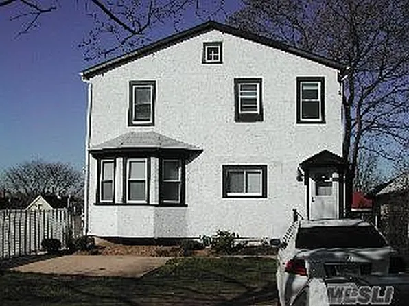 1535 Clintonville St, Whitestone, NY 11357