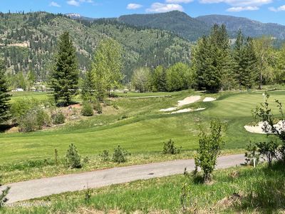 280 Diamond Hitch Dr, Kellogg, ID, 83837