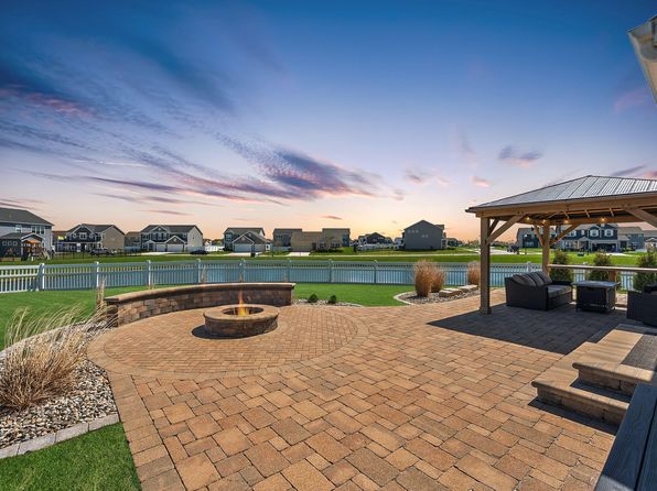 10143 Sumter Ct, Cedar Lake, IN 46303