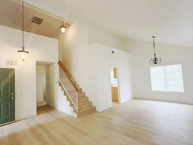 5135 Iemez Cir — Photo 2