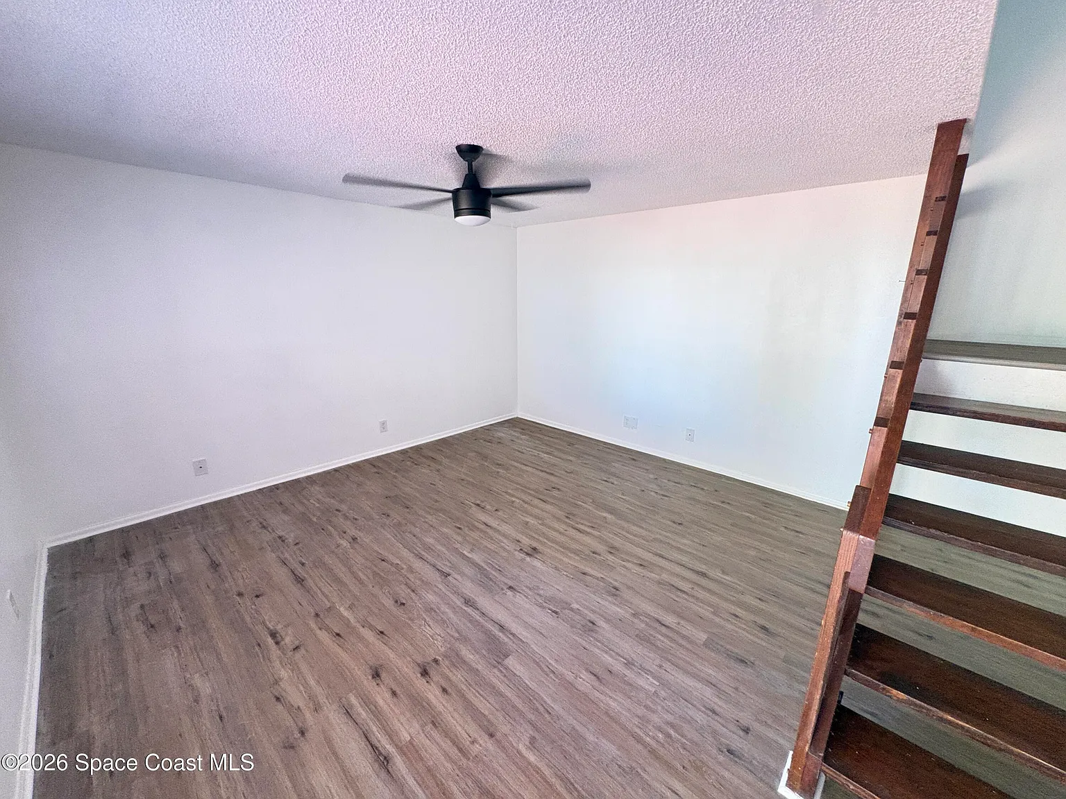 2 bed, 1.5 bath, 1178 sqft, $2,100 — Photo 4