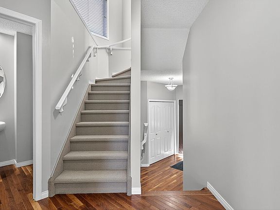 4th image of 1147 Rutherford Clos SW