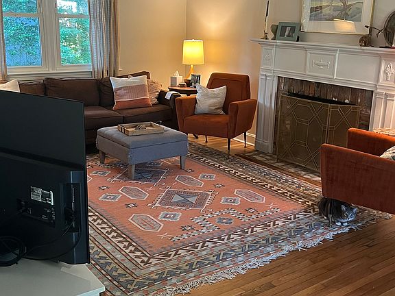 Large living room , thru from kitchen and dining room