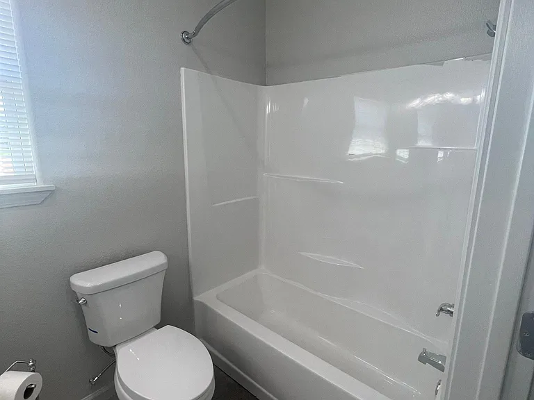 132 Concord Rd — Photo 7