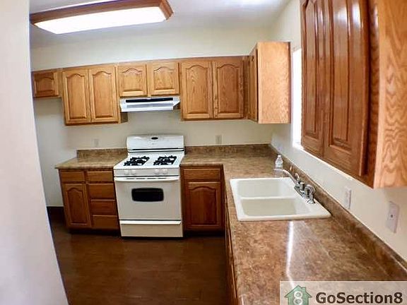 3rd image of 4316 Oxford Ave