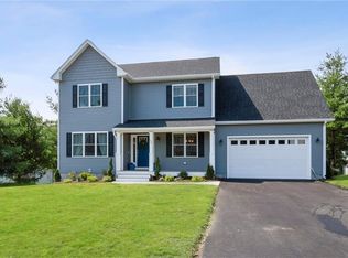 60 Teakwood Dr W, Coventry, RI 02816