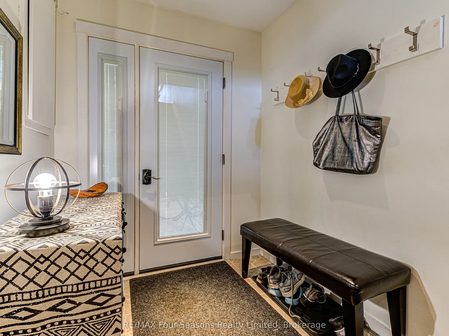 3 bed, $10,000 — Photo 4