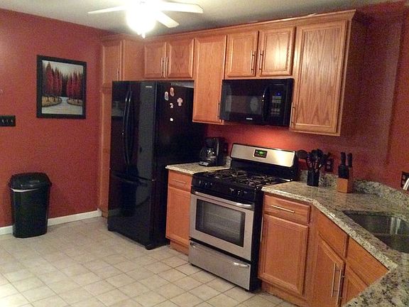 4th image of 105 Dartmouth Dr