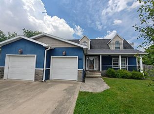 802 Fern Dr, Shelbyville, IN 46176