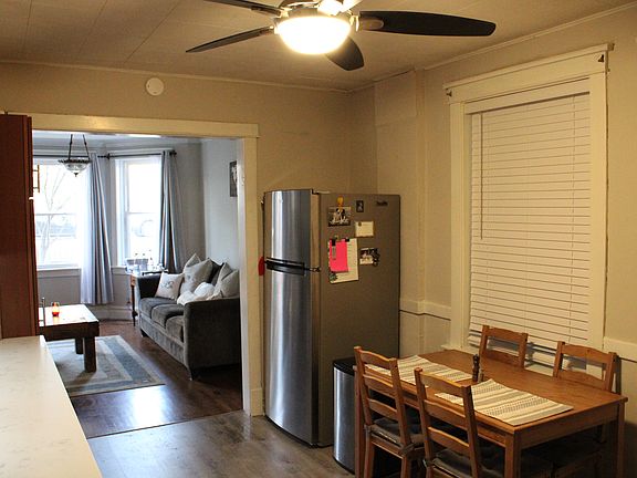 4th image of 2820 N Mozart St Floor 1