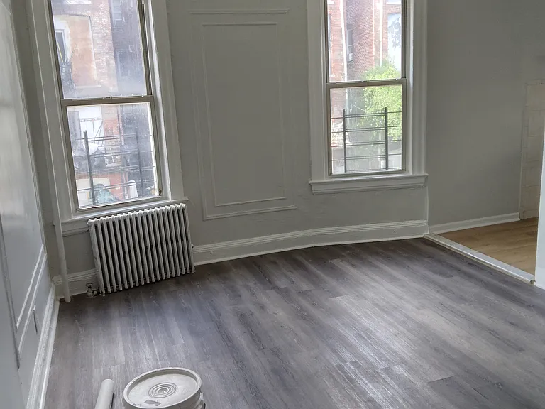 42 Groshon Ave #2N — Photo 4