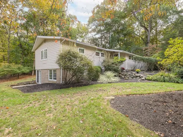 101 Hickory Hill Road, Tappan, NY 10983