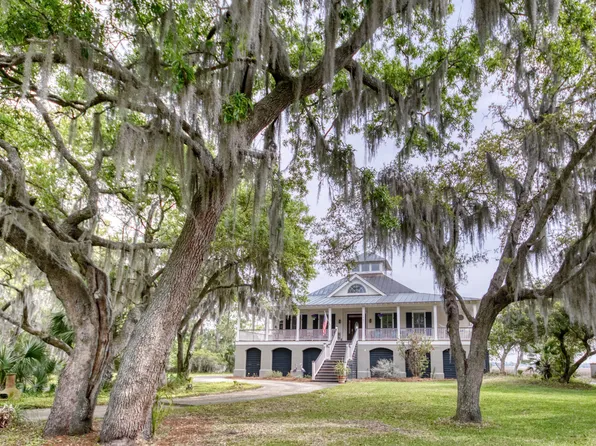 1567 Headquarters Plantation Dr, Johns Island, SC 29455