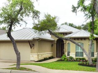 8 W Oaks Ct, Castle Hills, TX 78213