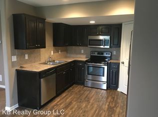 1544 NE Erin Ct, Grain Valley, MO 64029