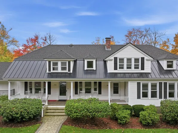 206-208 School St, Northbridge, MA 01534