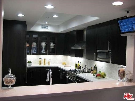 5th image of 12020 Guerin St
