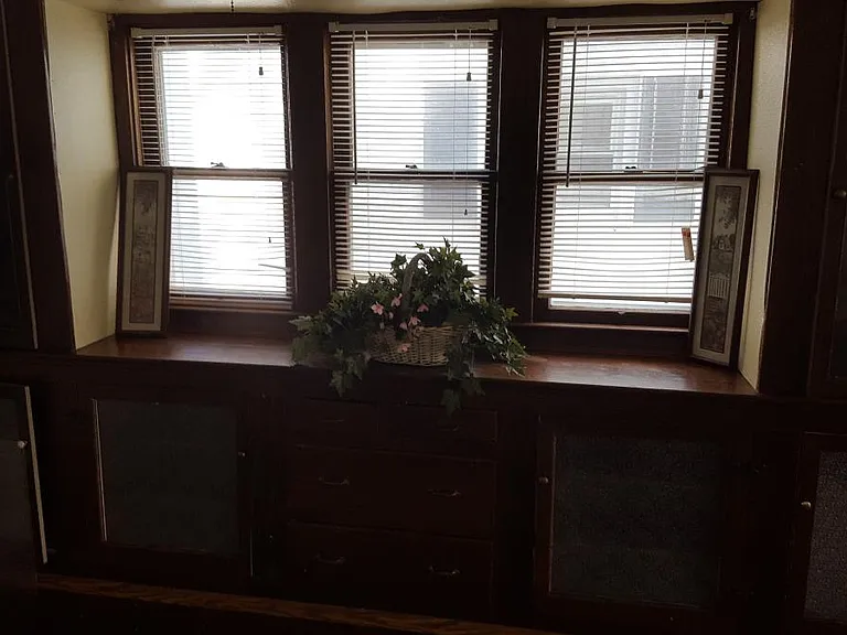 Formal Dining