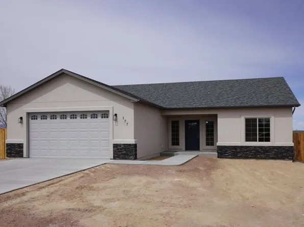 1675 N Lyon Dr, Pueblo West, CO 81007