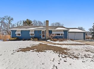 8645 5th Ave S, Bloomington, MN 55420