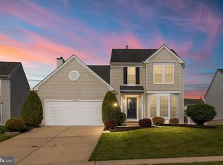 402 Abbotsford Ln, Newark, DE 19711