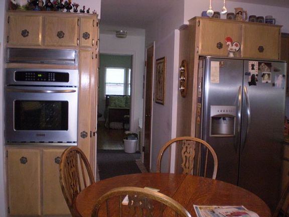 4th image of 24 Speir Dr