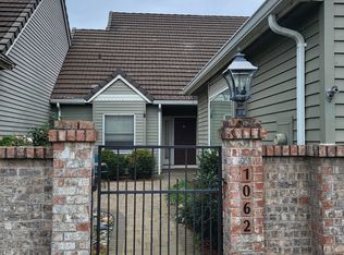 1062 Goose Creek Rd, Woodburn, OR 97071