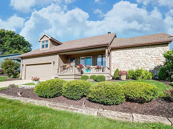 2nd image of 10 Colony Park Dr