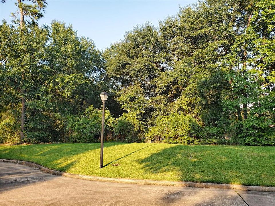 1st image of 251 W Thorn Way