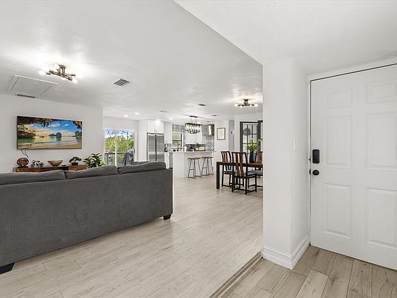 3rd image of 5127 GLASGOW AVENUE