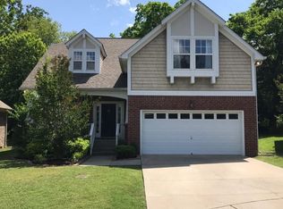 6869 Bridgewater Dr, Nashville, TN 37221