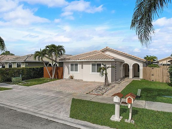 5th image of 14671 SW 114th Ter