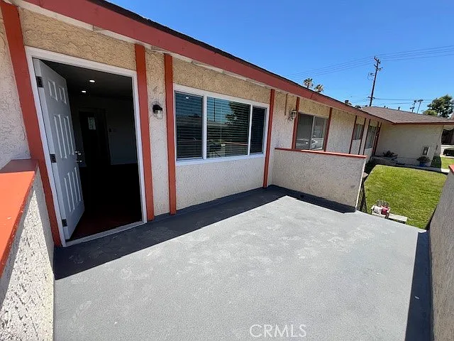 7891 Ellis Ave — Photo 2