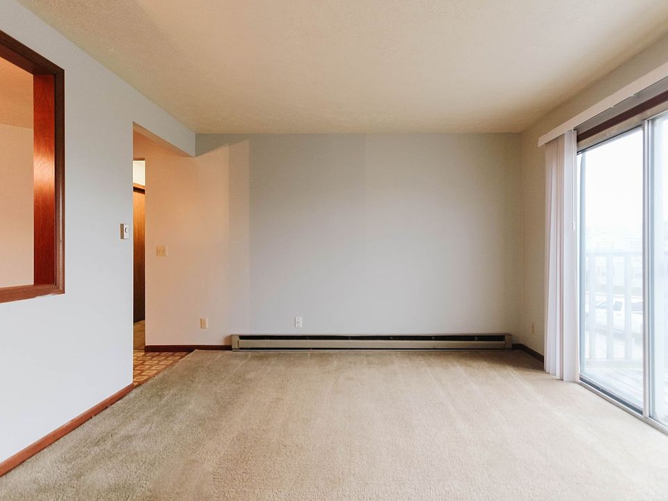 Lynnwood Apartments 22156 Maple Ct Woodburn IN Zillow