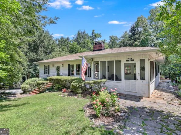 701 Wildwood Cir, Clarkesville, GA 30523