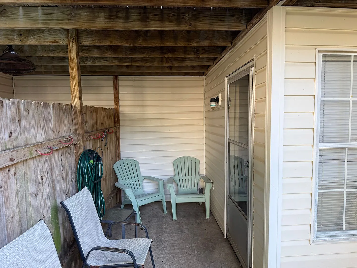 4227 Edith Ln — Photo 1