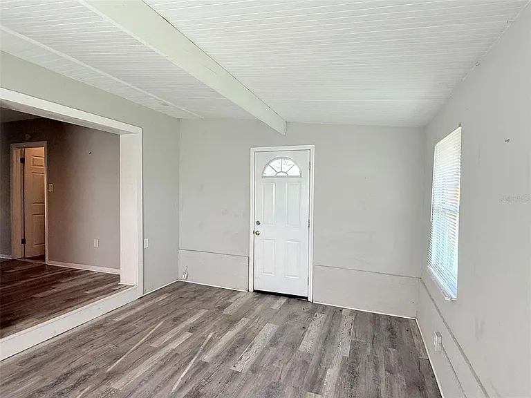 6041 43rd Ave N — Photo 11