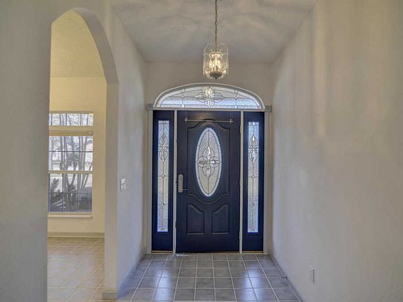 4th image of 7103 Mayo Cir