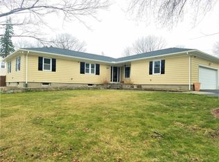 41 Susan Cir, Johnston, RI 02919