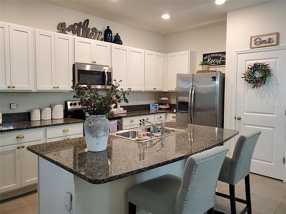 4th image of 3329 Pleasant Willow Ct
