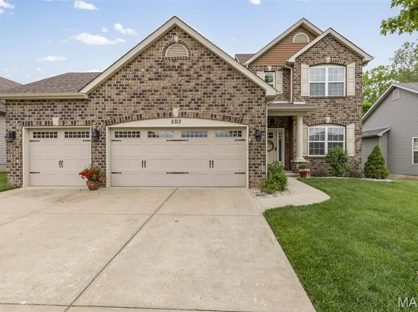 5313 Amber Meadows Dr, Imperial, MO 63052