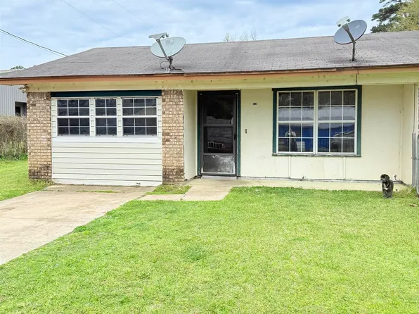 116 W McCrary, Mineral Springs, AR 71851