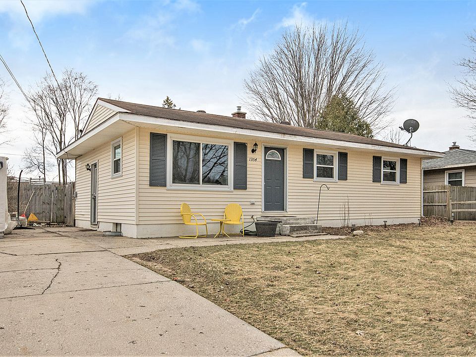 1st image of 1354 Sibley St