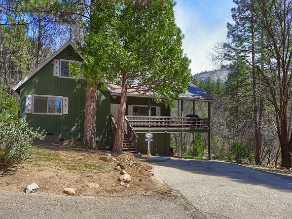 3rd image of 2701 Spelt Rd