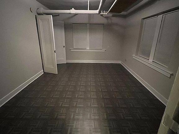 3rd image of 5328 Maywood Ave #1