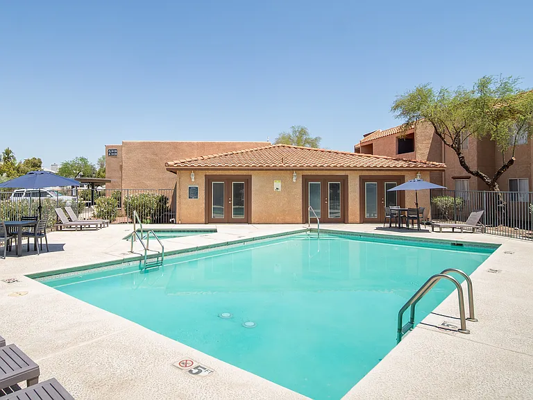 Kachina Springs Apartments — Photo 10